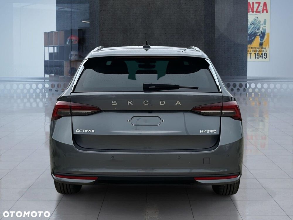 Skoda Octavia - 12