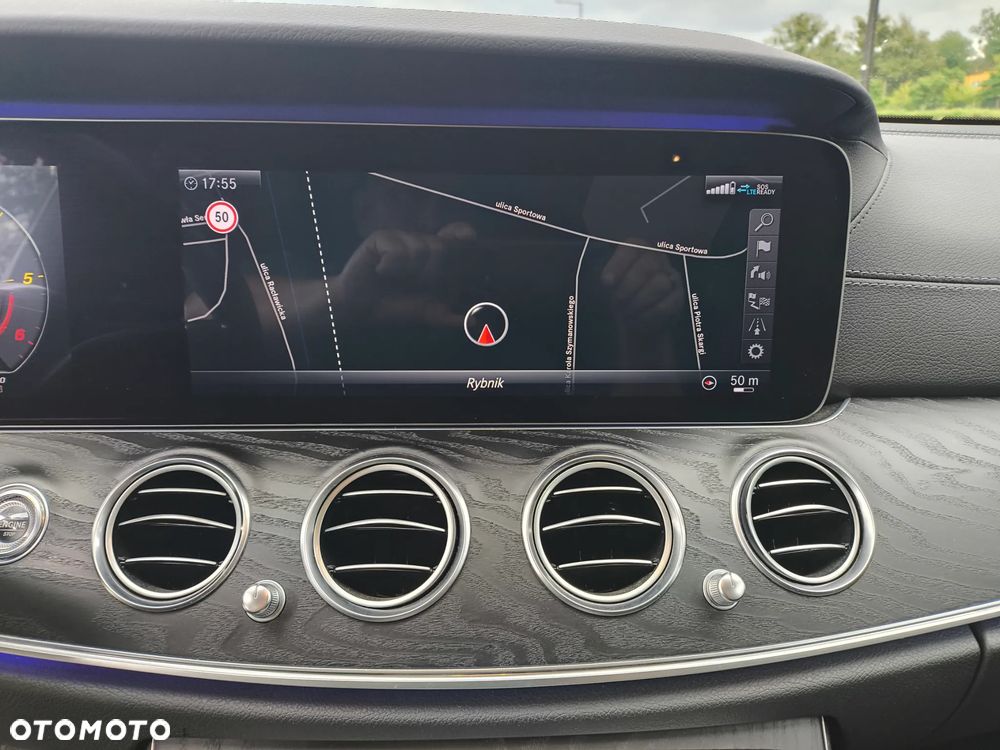 Mercedes-Benz Klasa E 400 d 4-Matic 9G-TRONIC - 18
