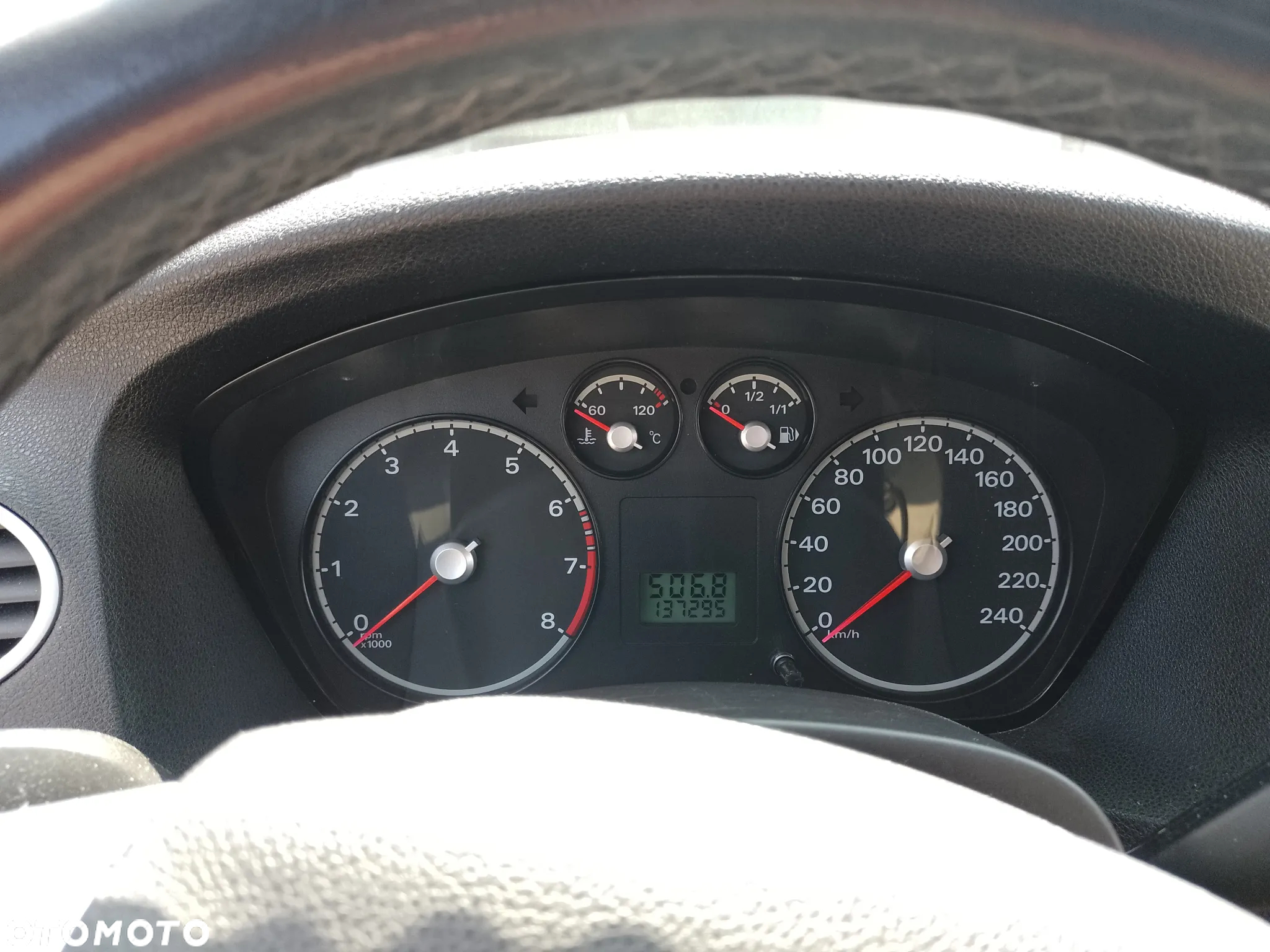 Ford Focus 1.6 Ambiente - 11