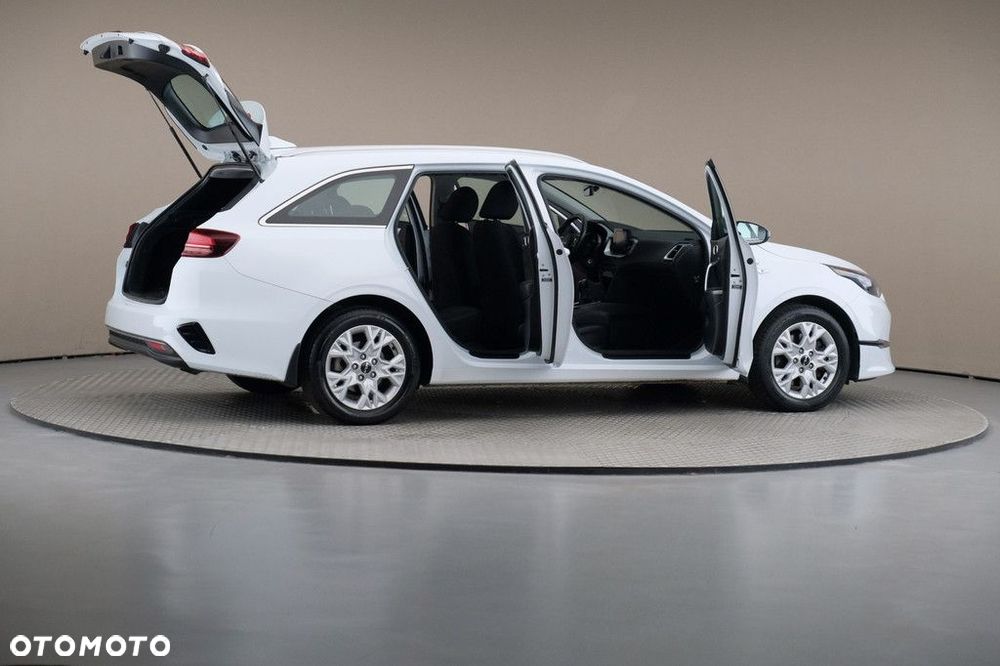 Kia Ceed 1.5 T-GDI M - 6