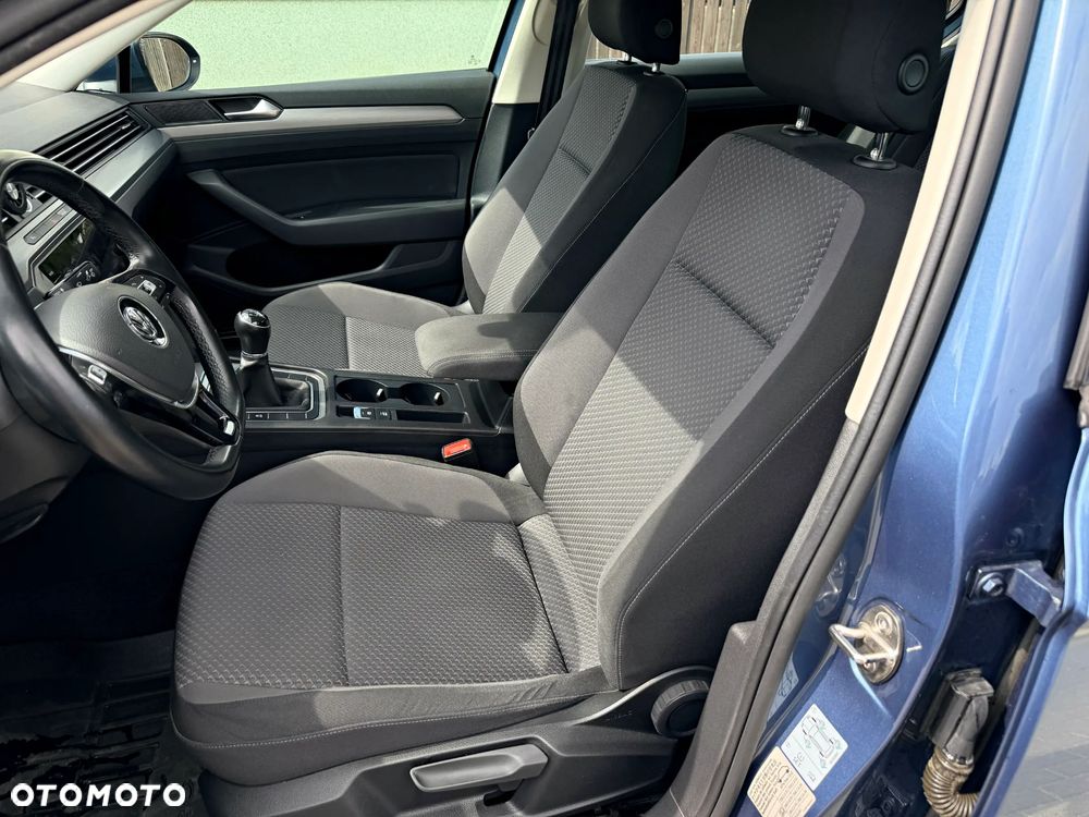 Volkswagen Passat 1.4 TSI BMT City - 9