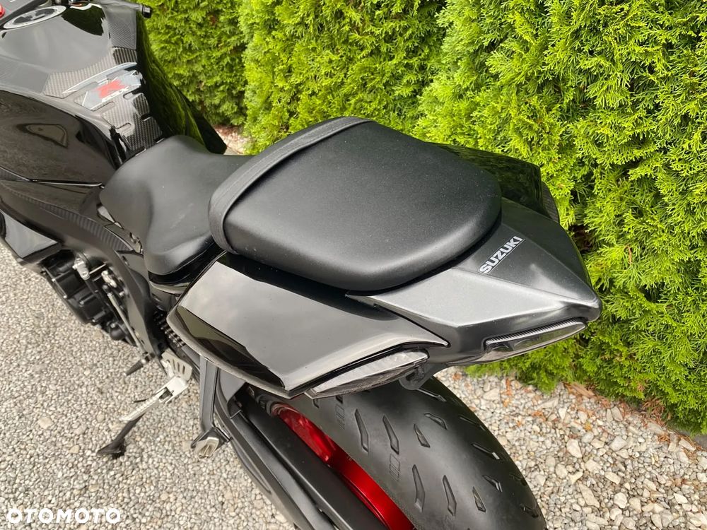 Suzuki GSX-R - 22