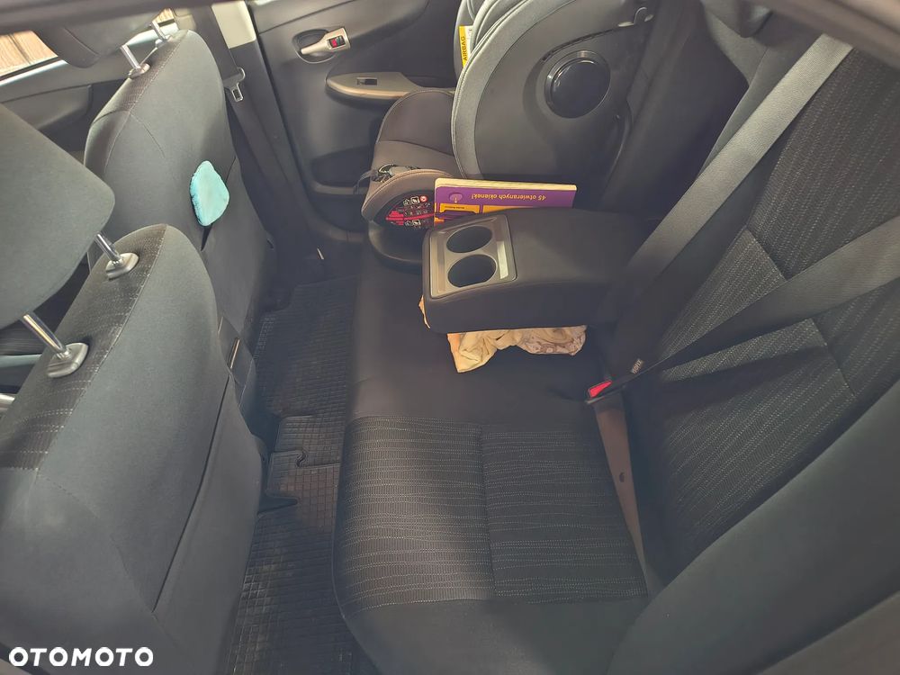 Toyota Corolla 1.6 VVT-i Prestige - 19