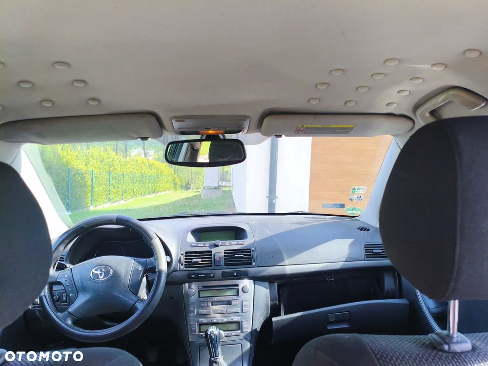 Toyota Avensis 1.8 VVT-i Combi - 5