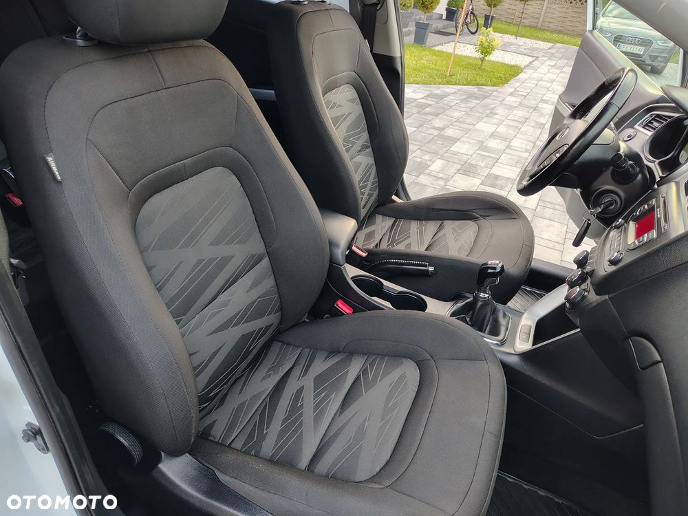 Kia Ceed 1.6 GDI Platinum Edition - 16