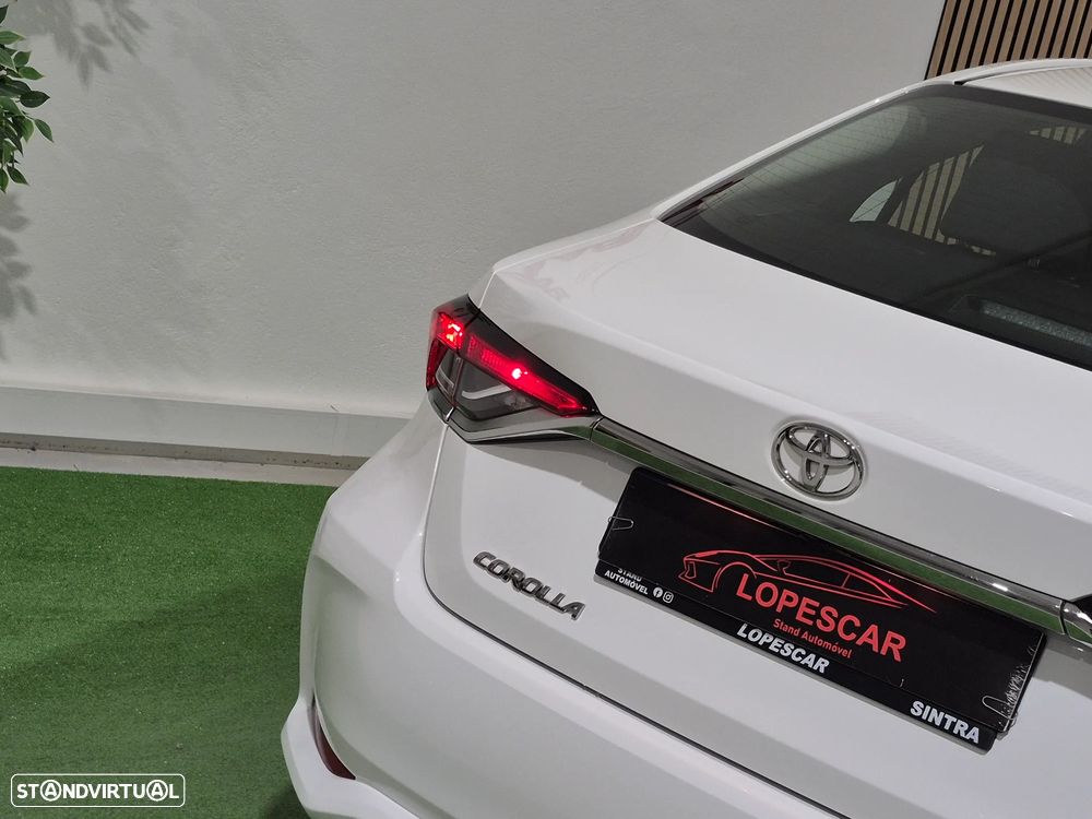 Toyota Corolla - 8