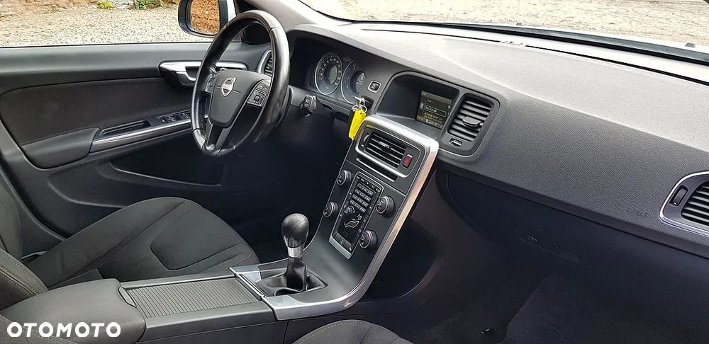 Volvo V60 D2 Kinetic - 15