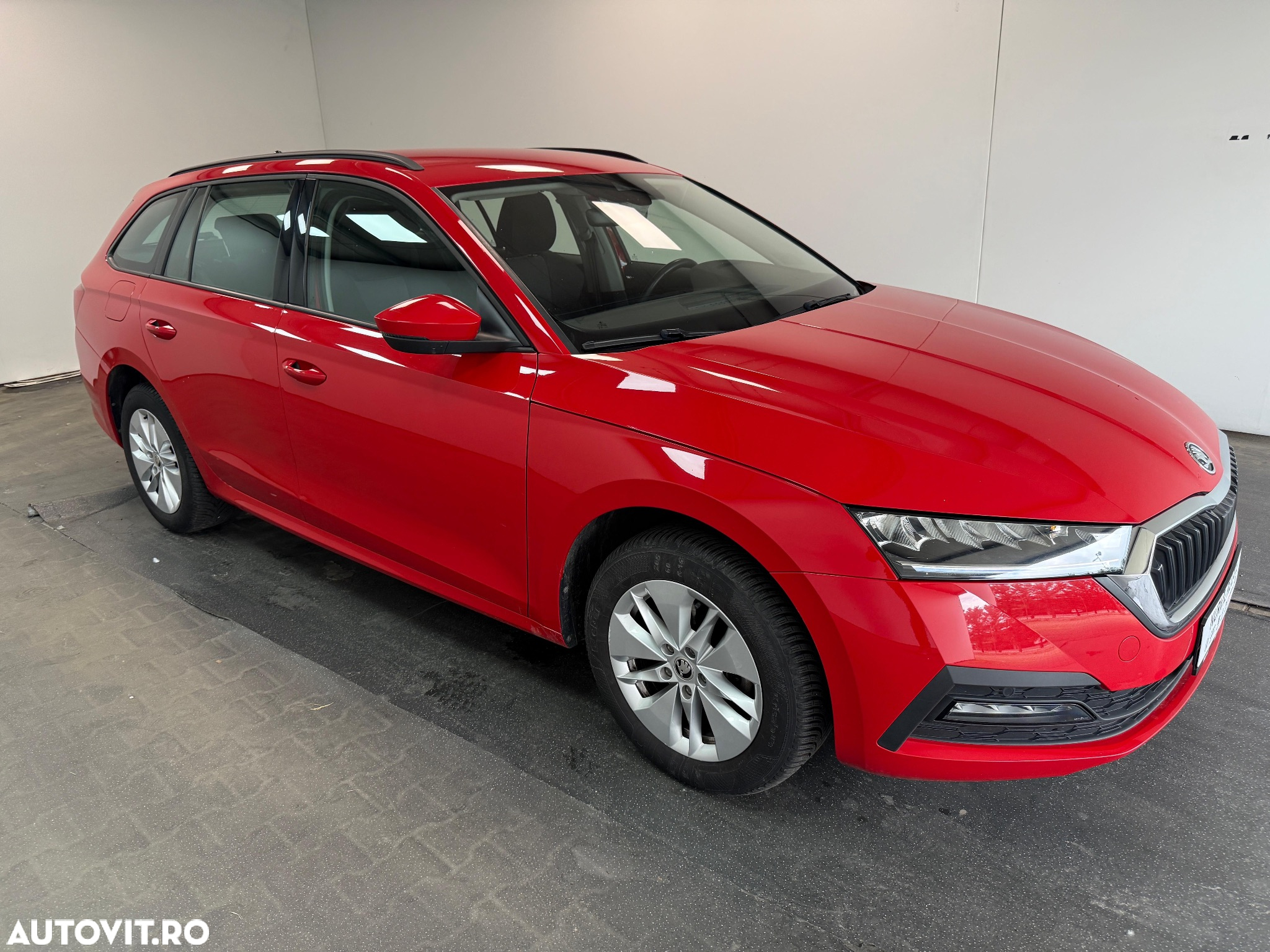 Skoda Octavia Combi 2.0 TDI Ambition - 4