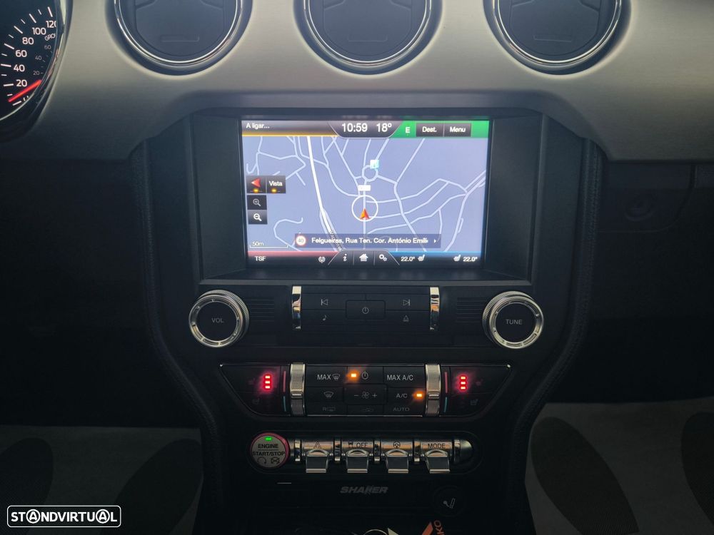 Ford Mustang 2.3i EcoBoost - 13