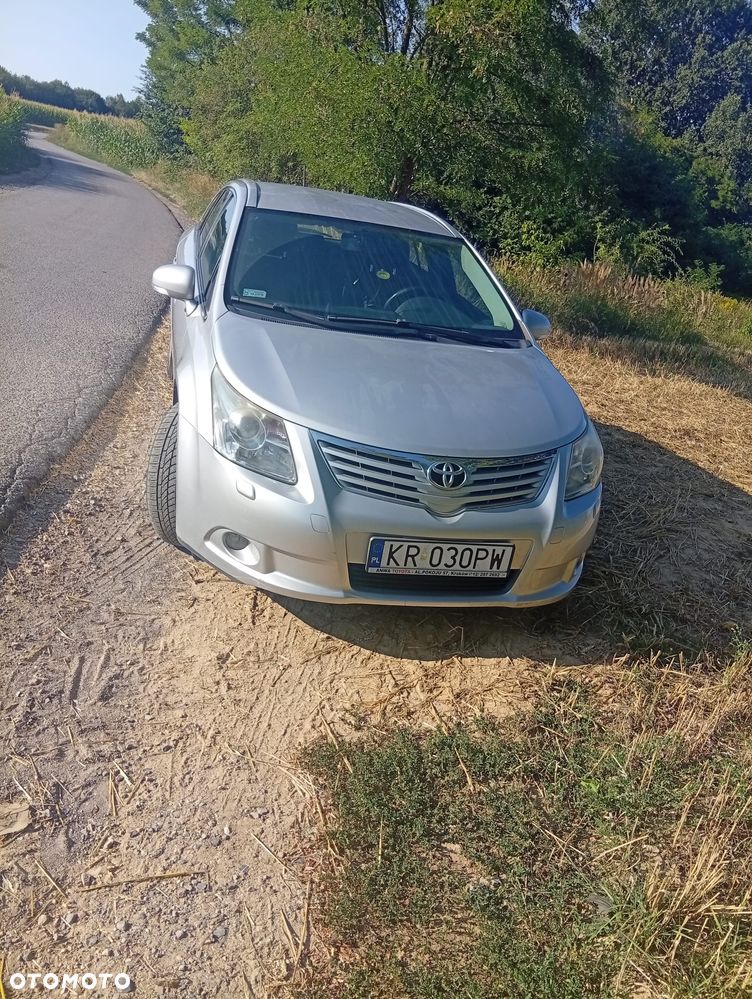 Toyota Avensis 2.0 D-4D Sol - 11