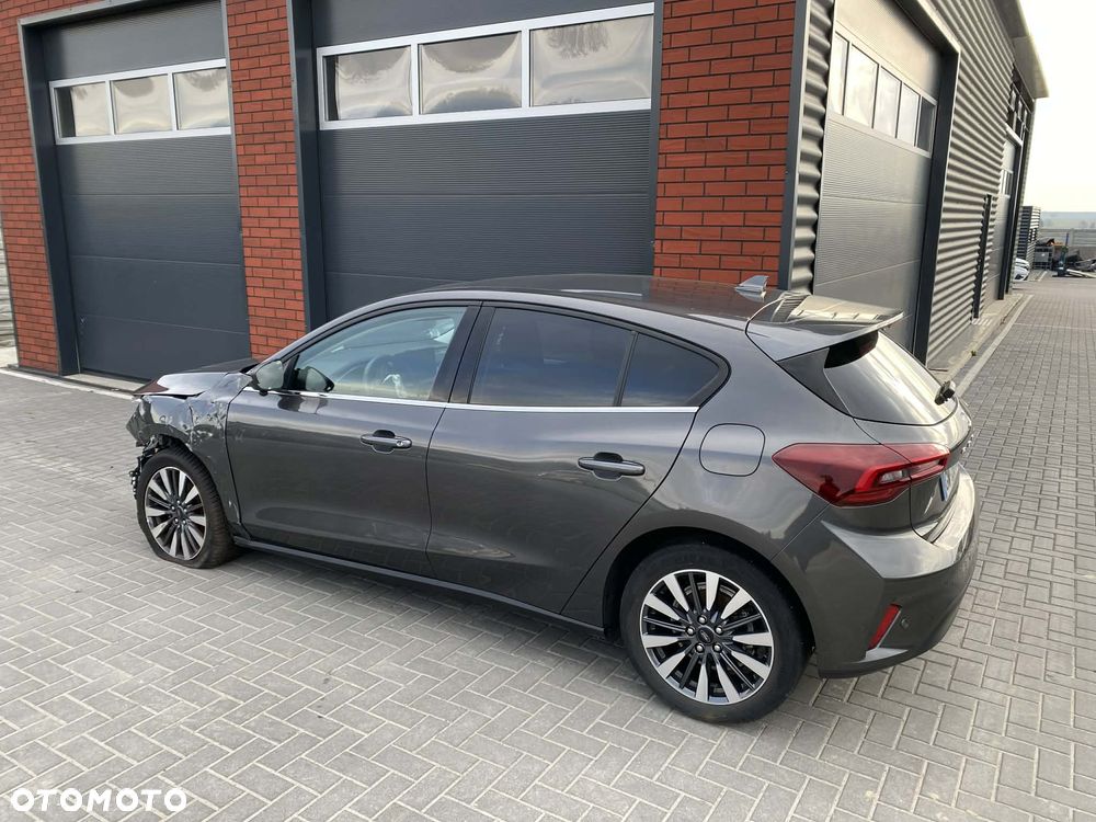 Ford Focus 1.0 EcoBoost mHEV Connected - 37