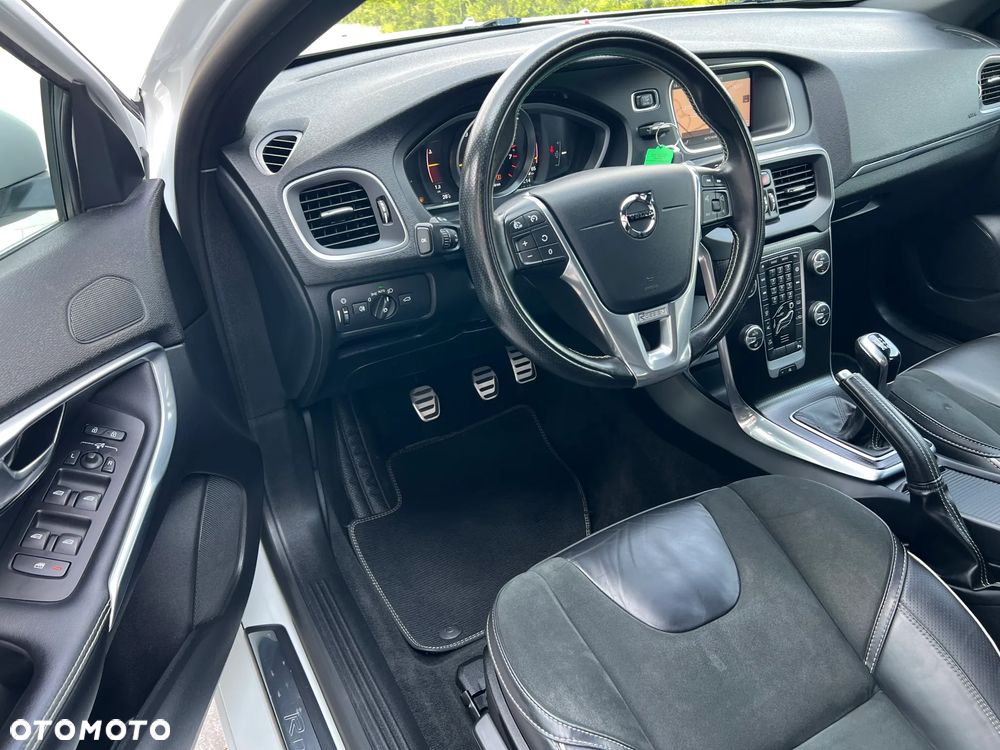 Volvo V40 T3 Inscription - 27