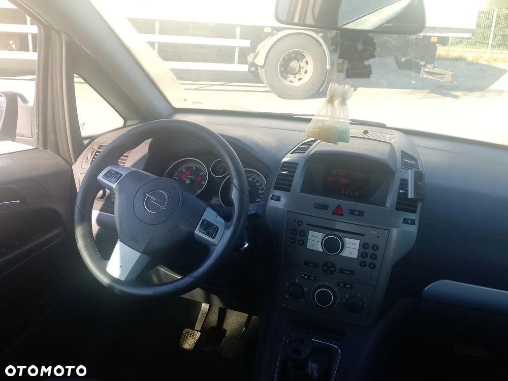 Opel Zafira 1.9 CDTI Elegance - 5