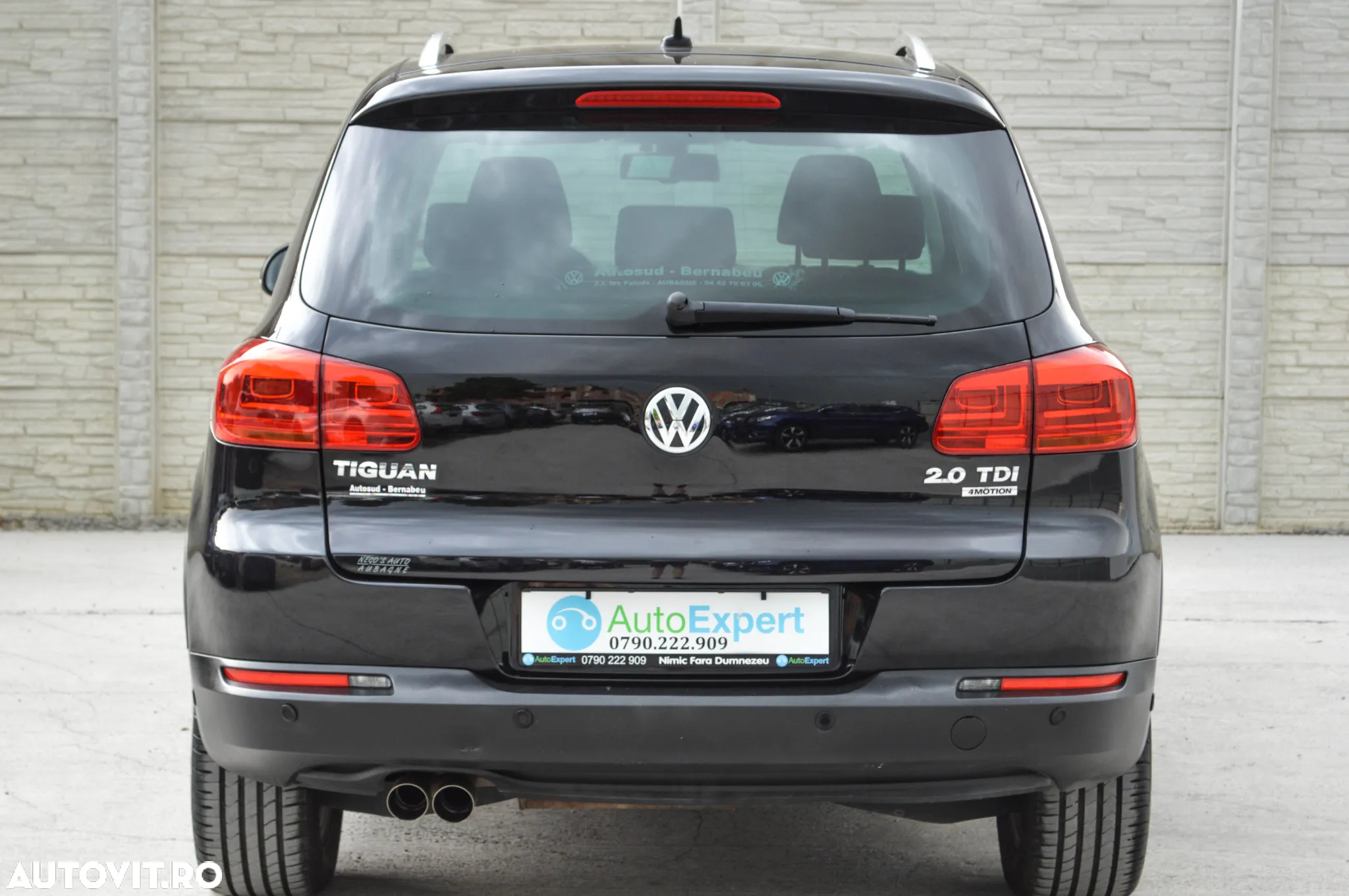 Volkswagen Tiguan 2.0 TDI DPF 4Motion BlueMotion Technology DSG Lounge Sport & Style - 14
