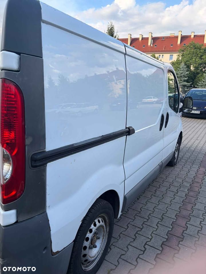 Opel vivaro - 28