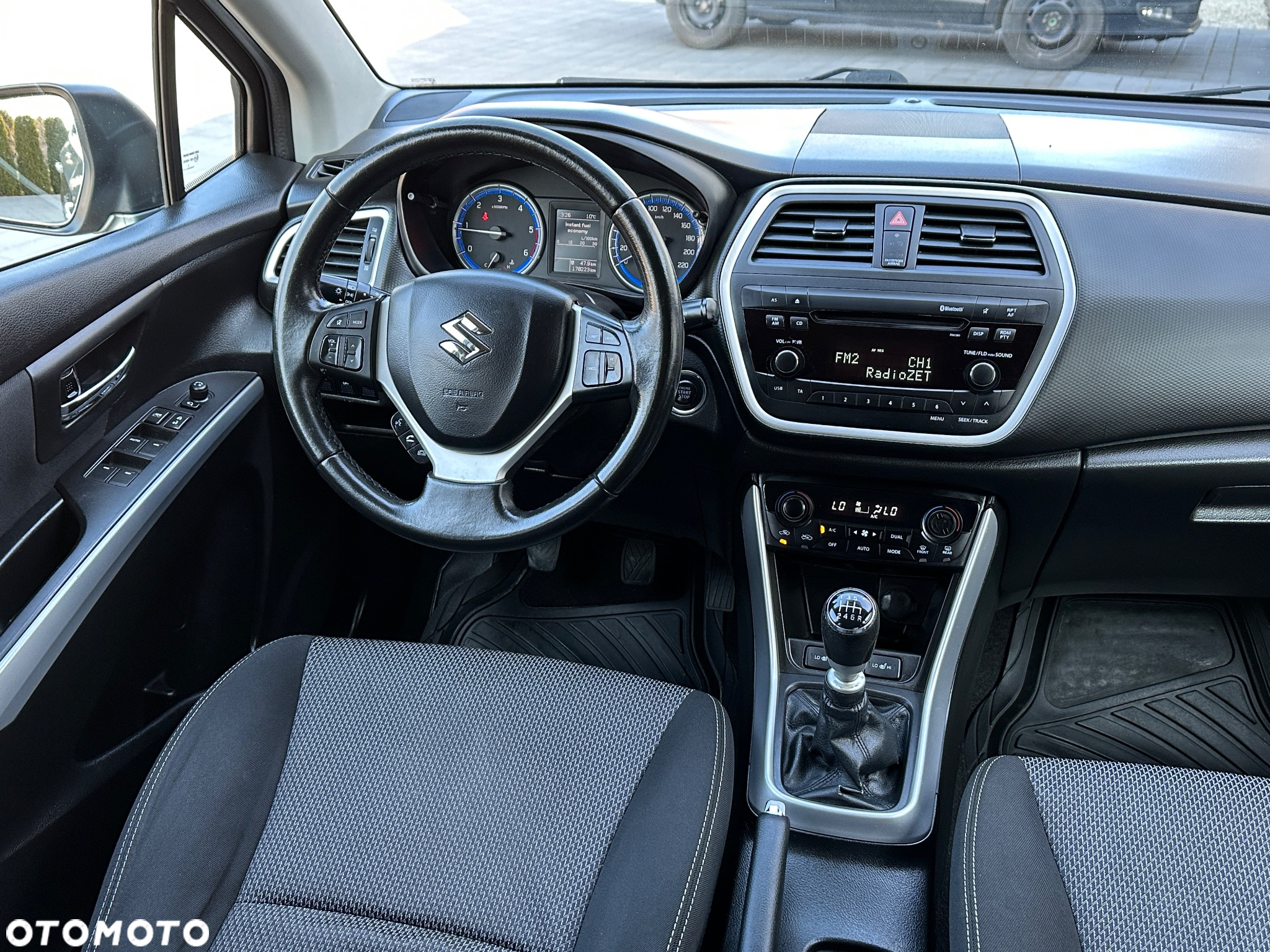 Suzuki SX4 S-Cross - 13