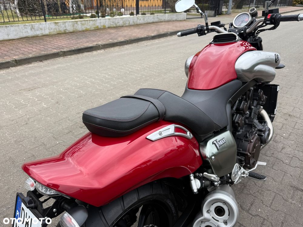 Yamaha V-MAX - 15