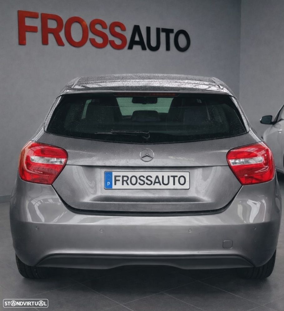 Mercedes-Benz A 180 CDI (BlueEFFICIENCY) Urban - 4