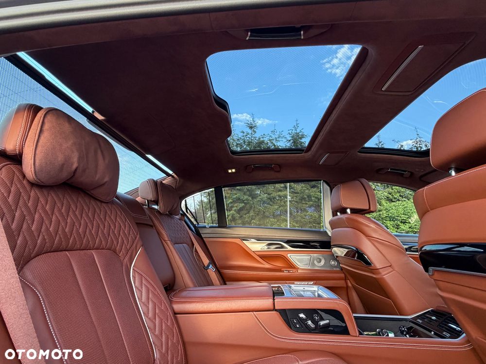 BMW Seria 7 750Li - 7
