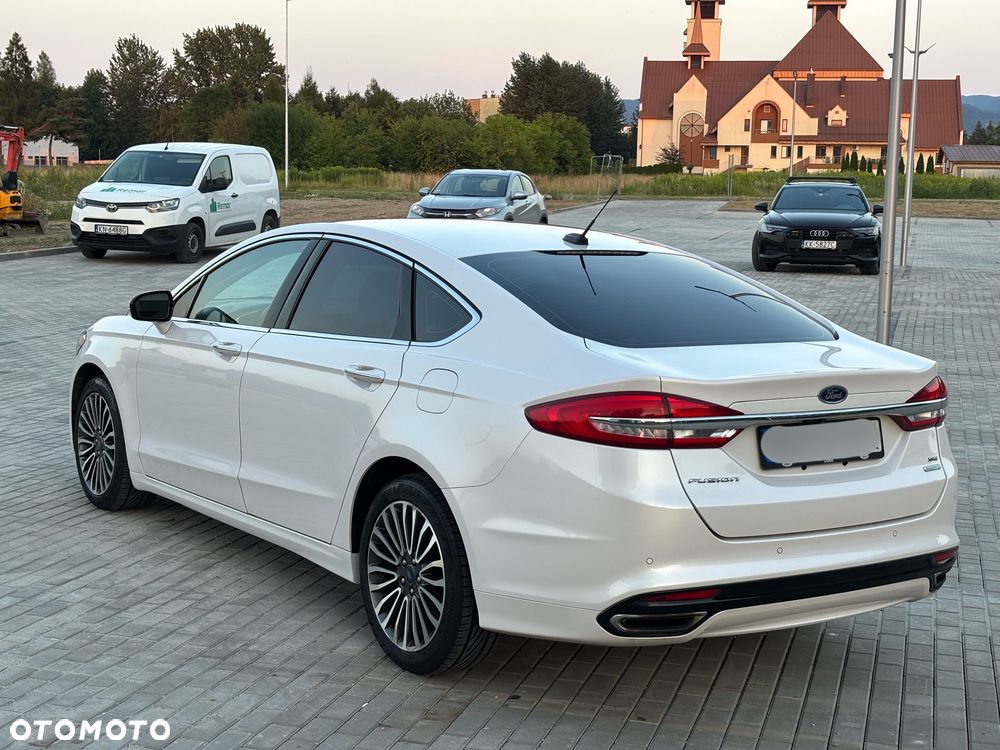 Ford Fusion 2.0 EcoBoost Titanium - 3