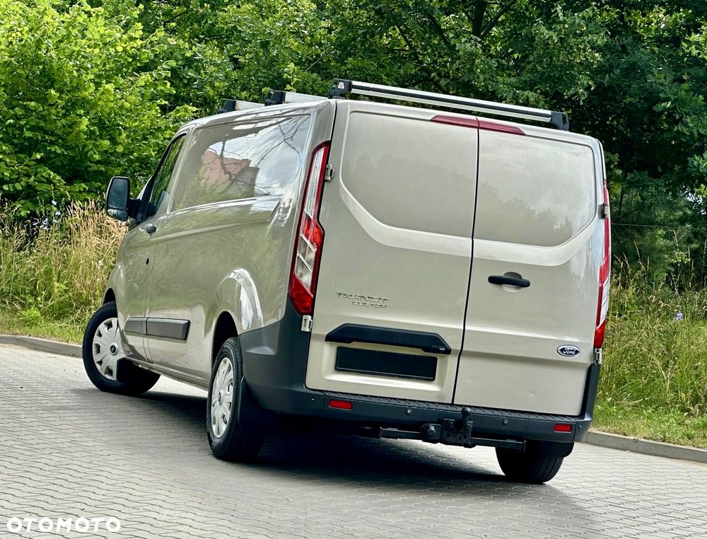 Ford Transit Custom - 10