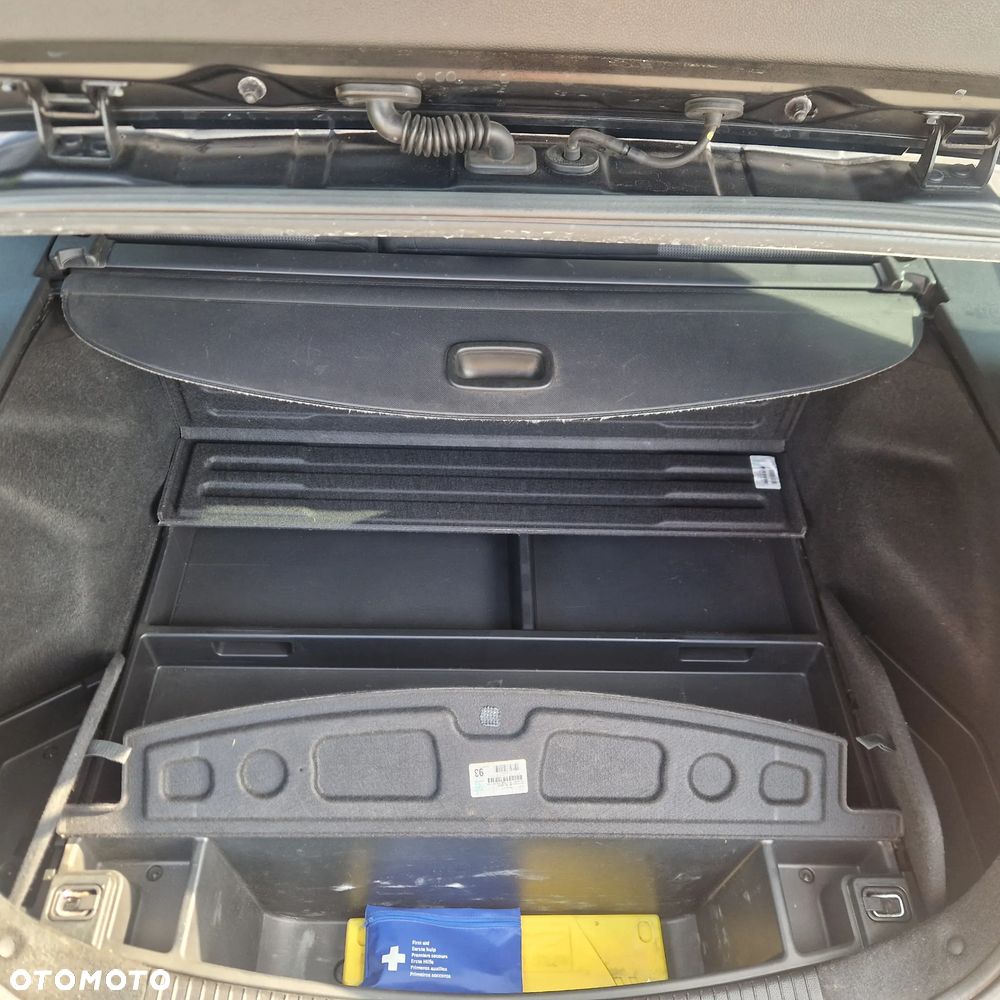 Hyundai i30 1.6 CRDi Premium - 24