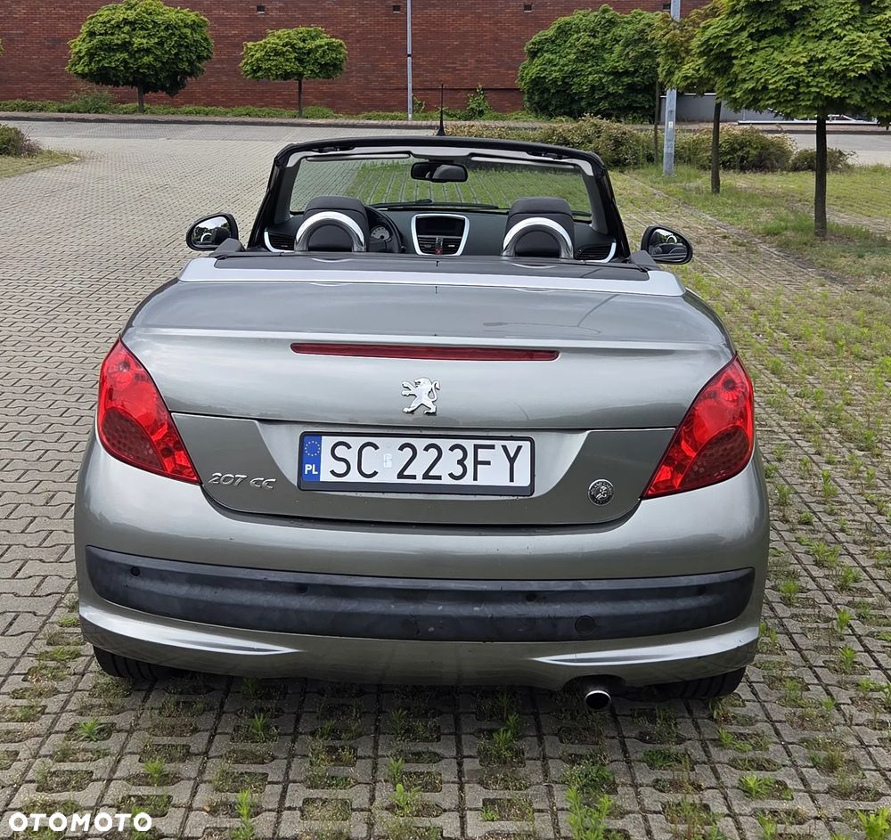 Peugeot 207 CC - 27