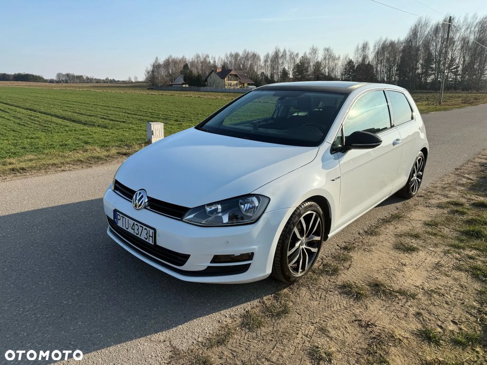 Volkswagen Golf 1.2 TSI BlueMotion Technology Cup - 1