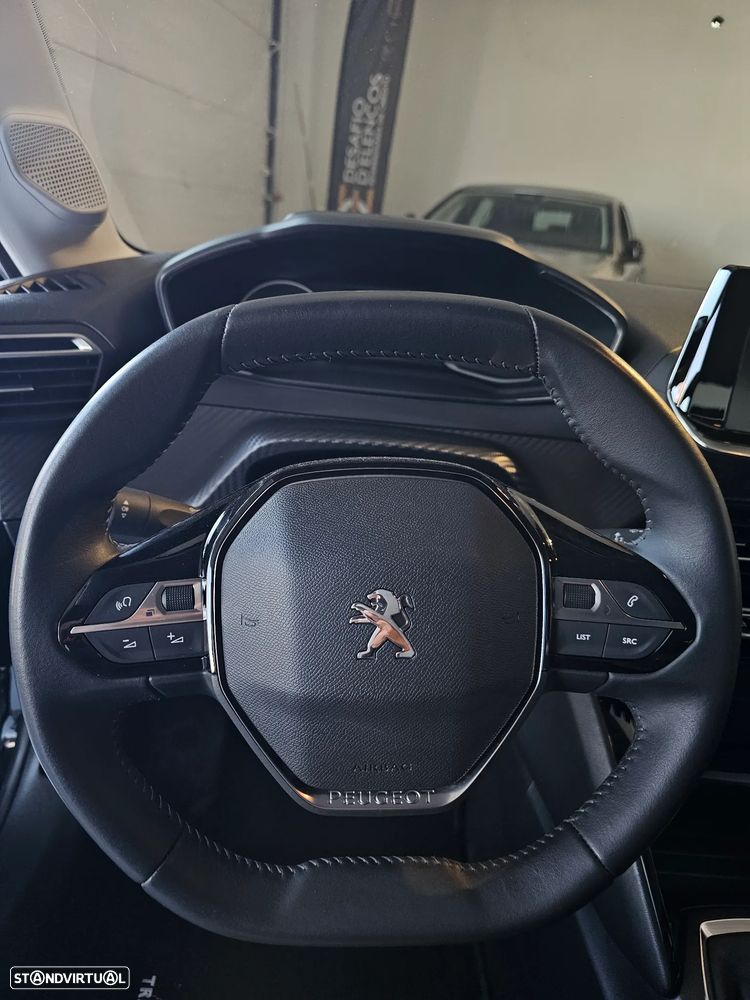 Peugeot 208 1.2 PureTech Active - 17