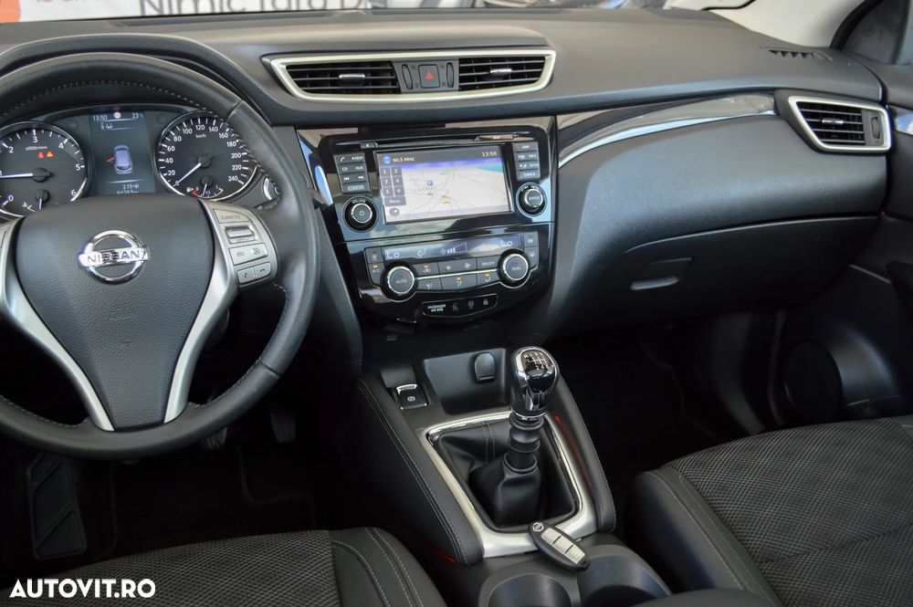 Nissan Qashqai 1.6 DCI DPF Start/Stop tekna - 35