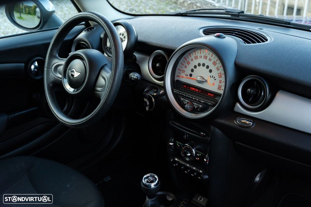 MINI 3 Portas One 1.6 - 14