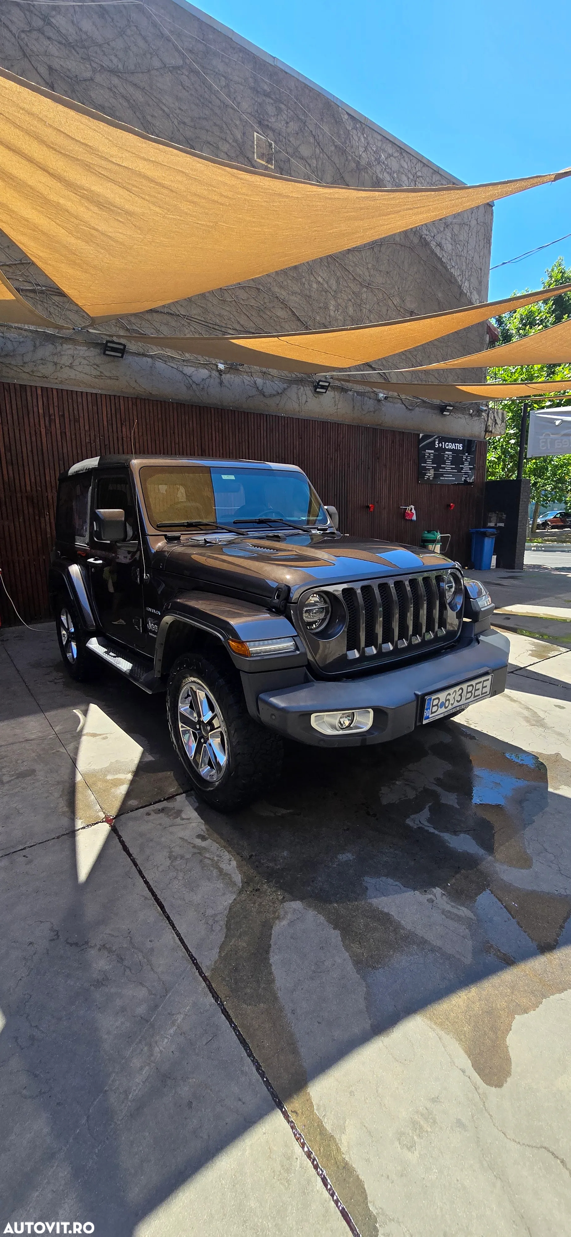 Jeep Wrangler 2.0 Turbo AT8 Sahara - 9