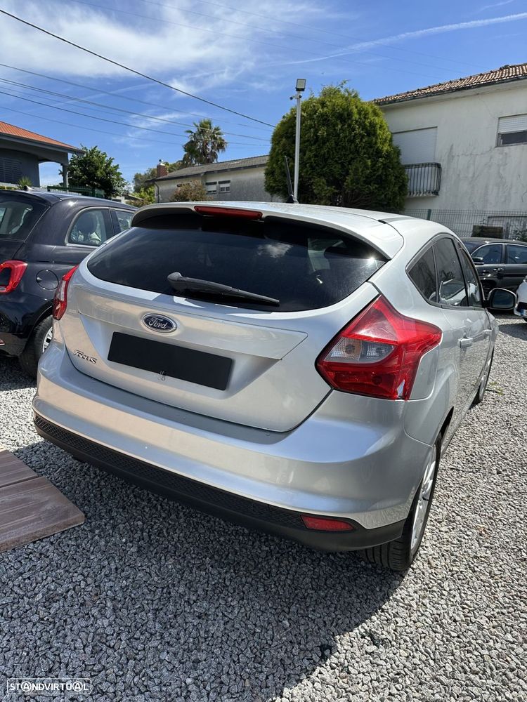 Ford Focus - 7