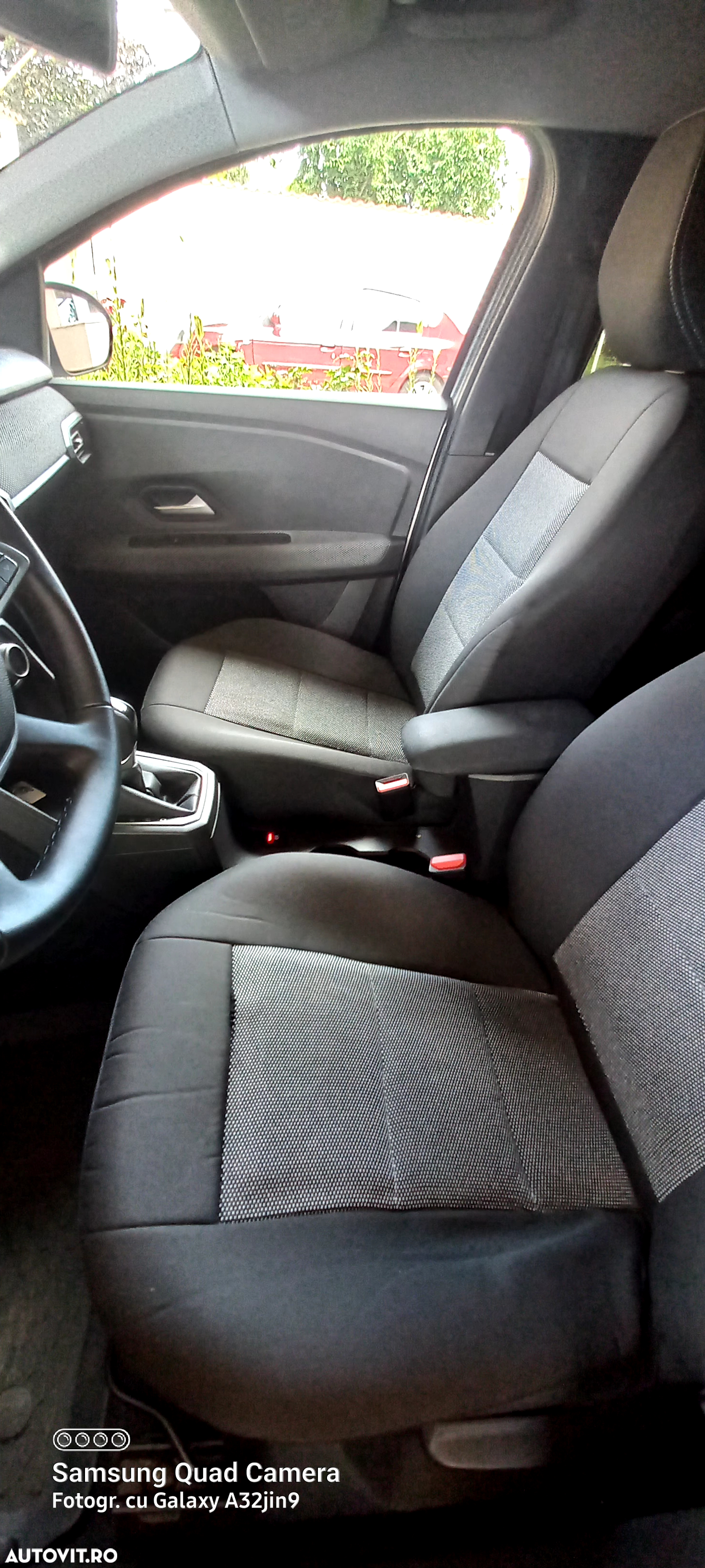Dacia Logan TCe 90 CVT Prestige - 19