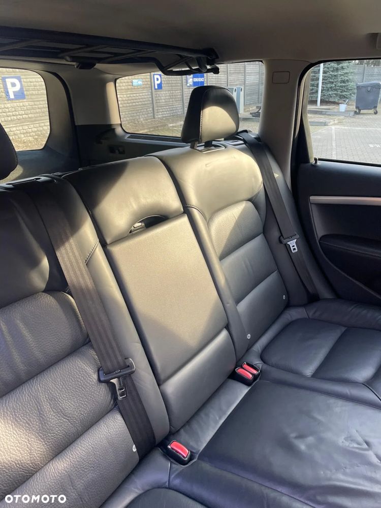 Volvo XC 70 D5 AWD Summum - 12