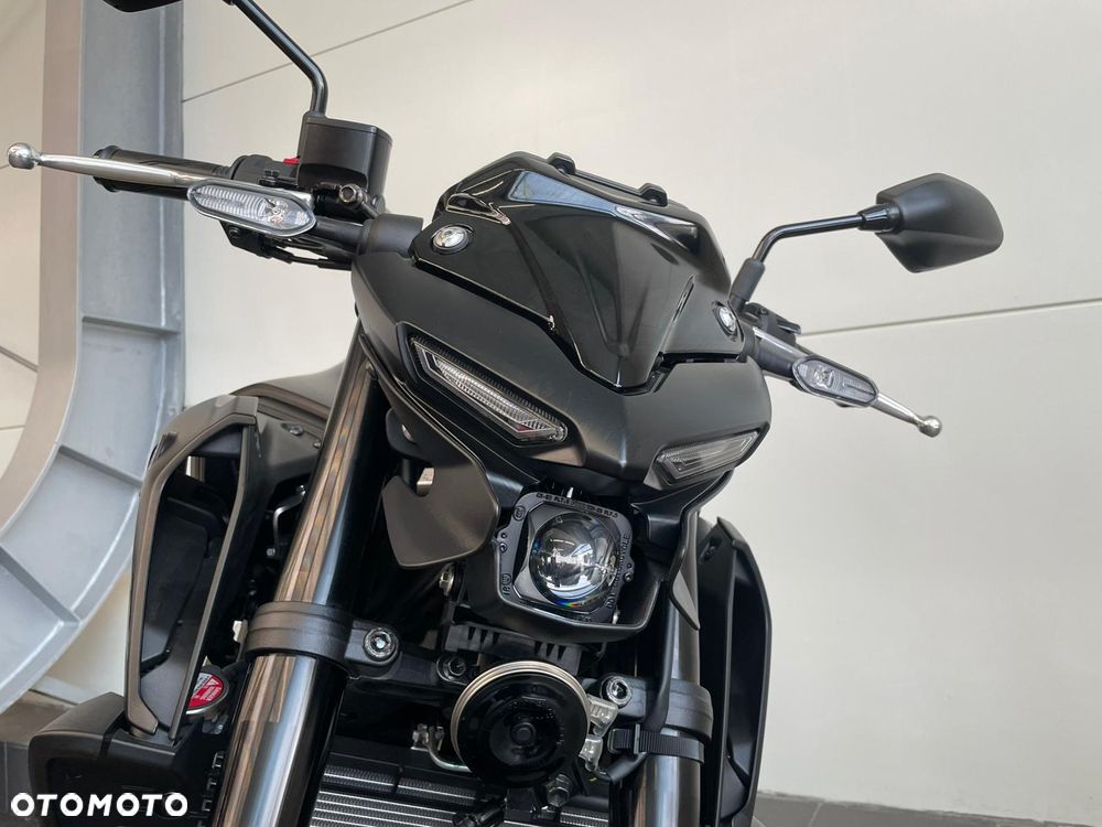 Yamaha MT - 7