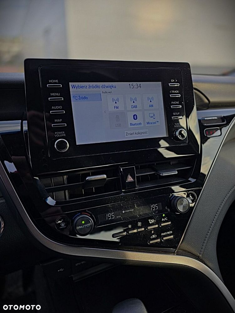 Toyota Camry 2.5 Hybrid Comfort CVT - 15