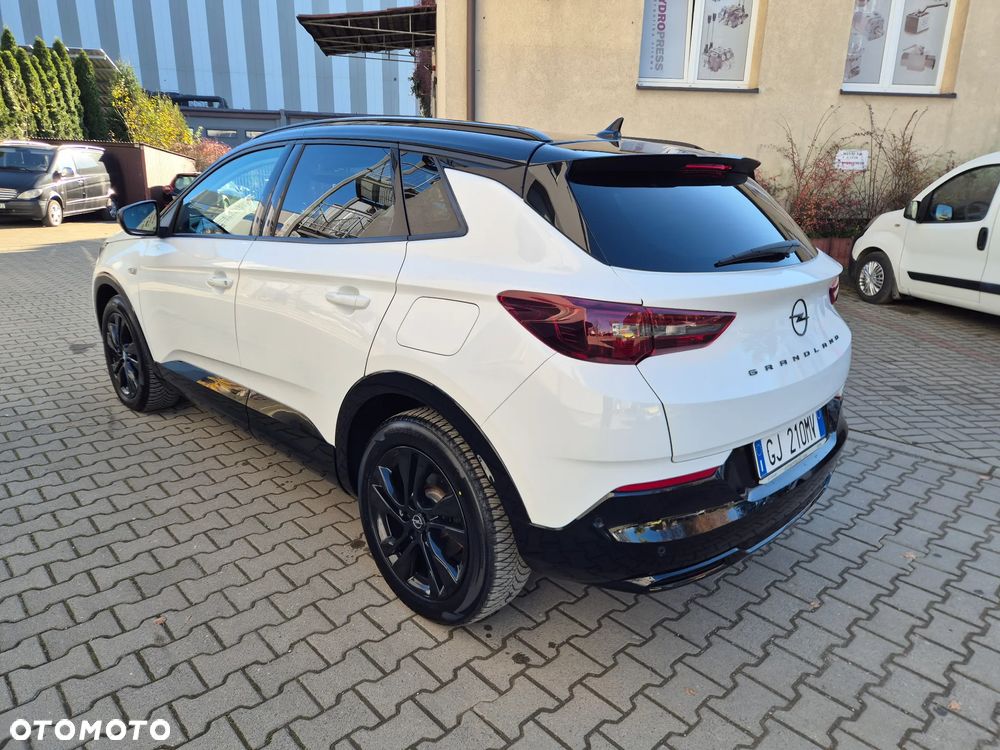 Opel Grandland 1.6 T PHEV GS - 8