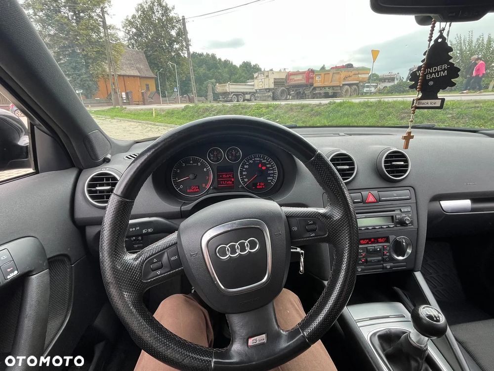 Audi A3 Sportback - 6