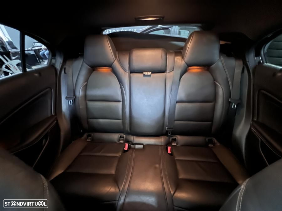 Mercedes-Benz A 180 d AMG Line Aut. - 24