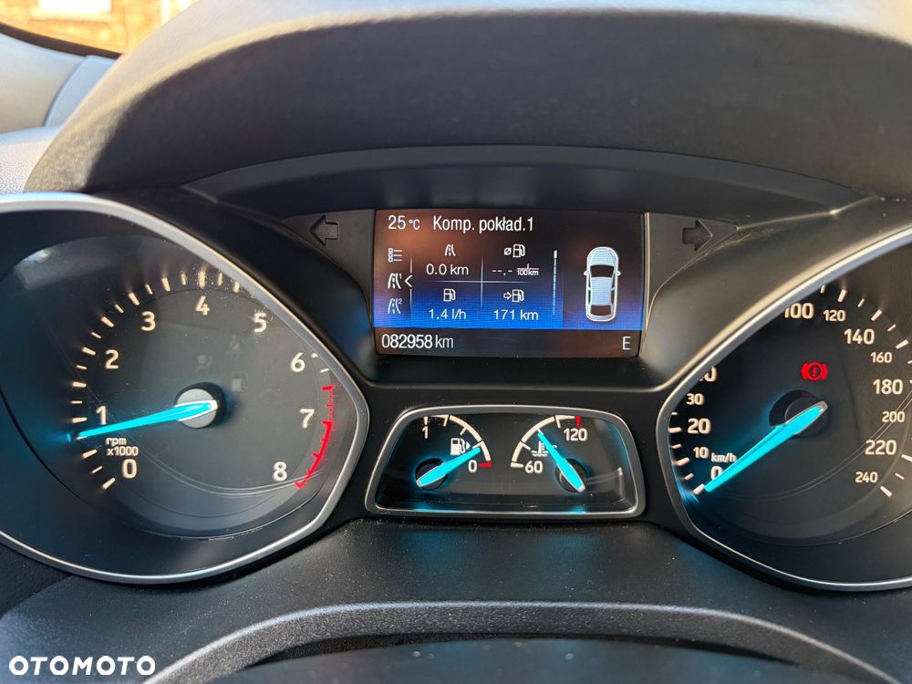 Ford Kuga 1.5 EcoBoost 2x4 ST-Line - 32