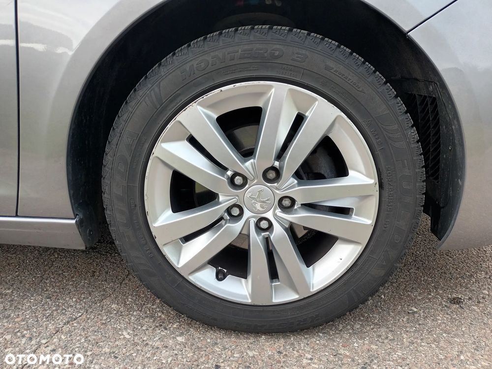 Peugeot 308 - 33