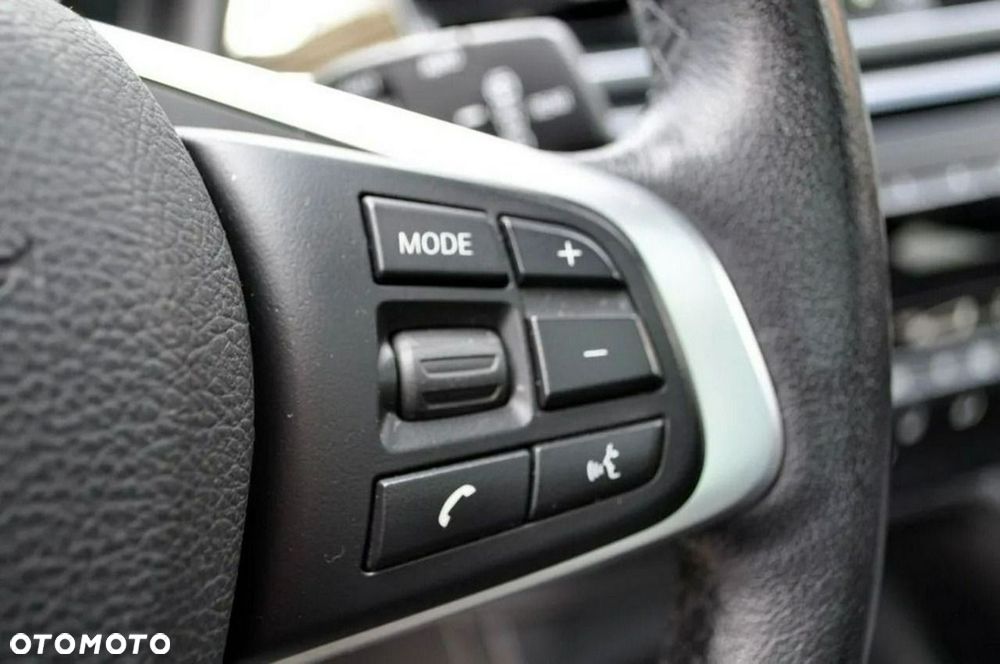 BMW X1 xDrive25i GPF Sport Line sport - 28