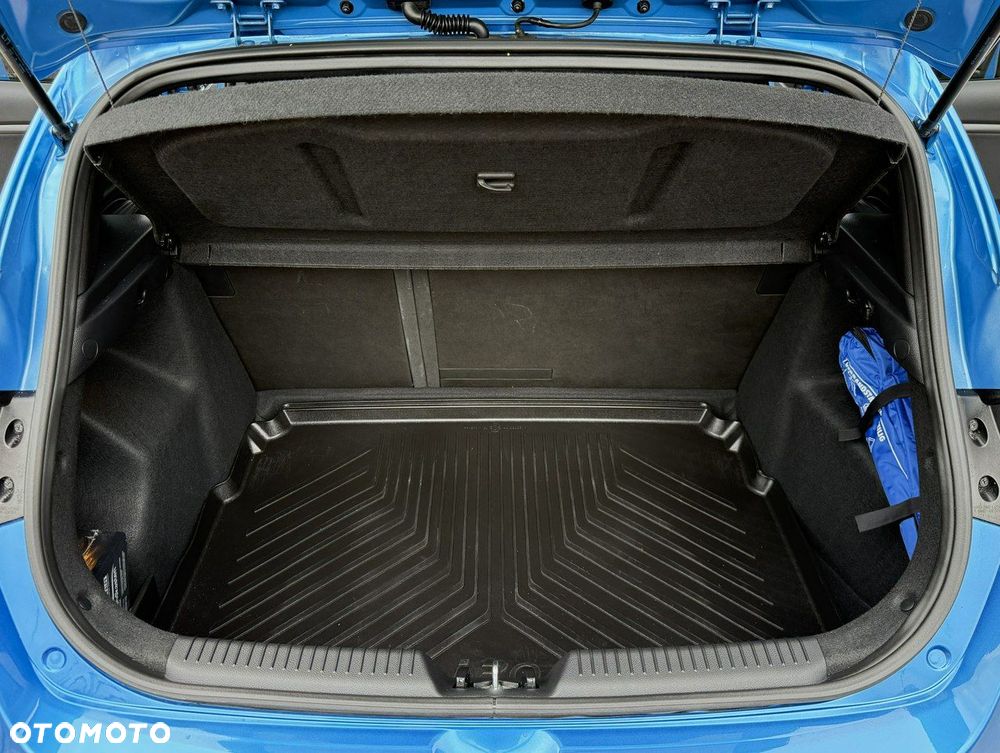 Hyundai i30 blue 1.4 Passion - 22