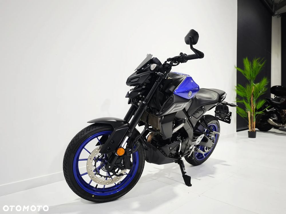 Yamaha MT - 4