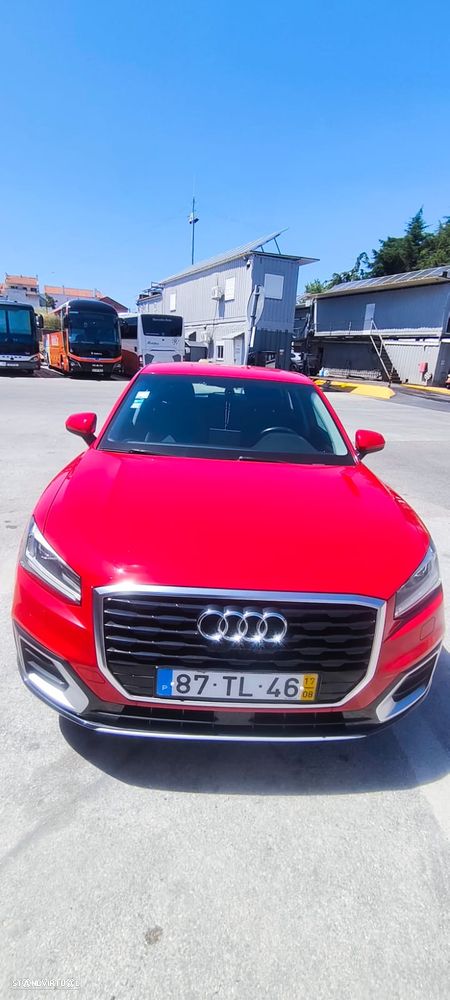 Audi Q2 1.6 TDI Design - 4