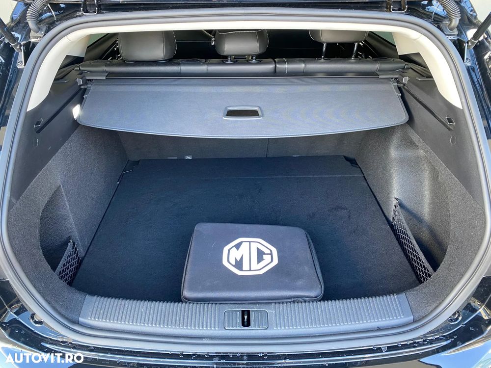 MG MG5 - 13
