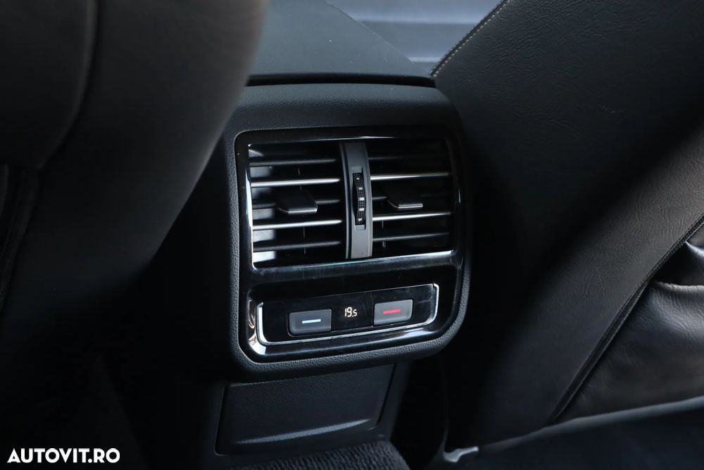 Volkswagen Passat 1.6 TDI SCR DSG Comfortline - 27