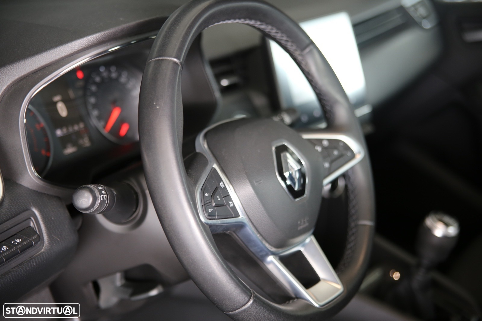 Renault Clio BLUE dCi 100 BUSINESS EDITION - 10