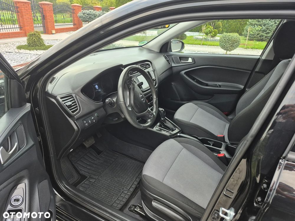 Hyundai i20 - 15